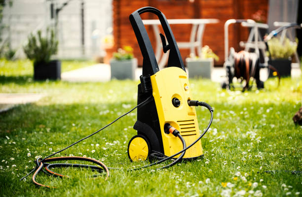 Best Gutter Cleaning  in Frenchtown, NJ